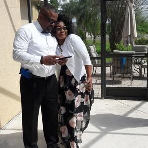 Meet your Posher, Sharon